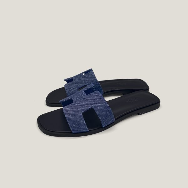 Oasis Sandal