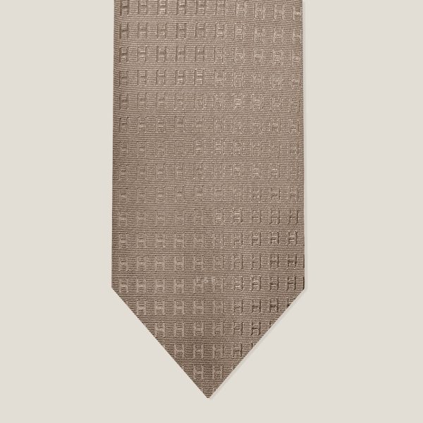 Faconnee H Tie
