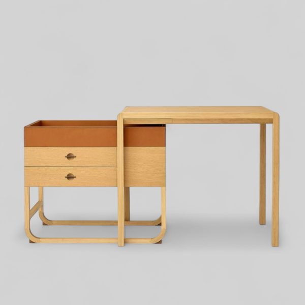 Equip Ages D'Hermes Attelage Writing Desk