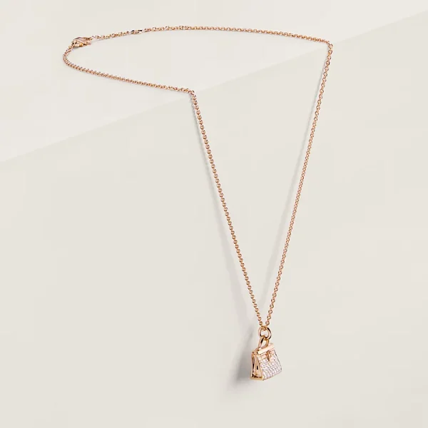 Amulettes Kelly Pendant