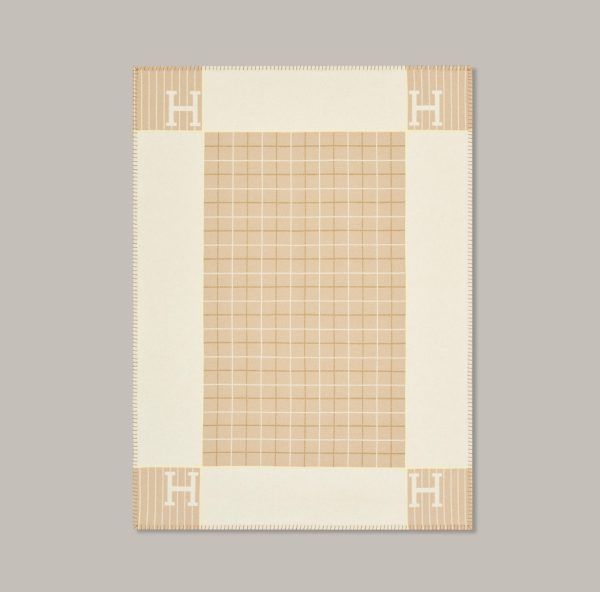 Avalon Cabriole Blanket