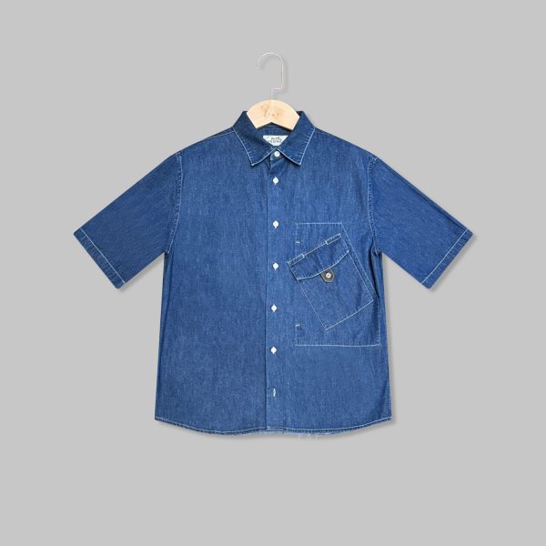 Short-Sleeve Straight Cut Shirt