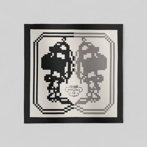 Brides de Gala Pixel Pocket Square 45