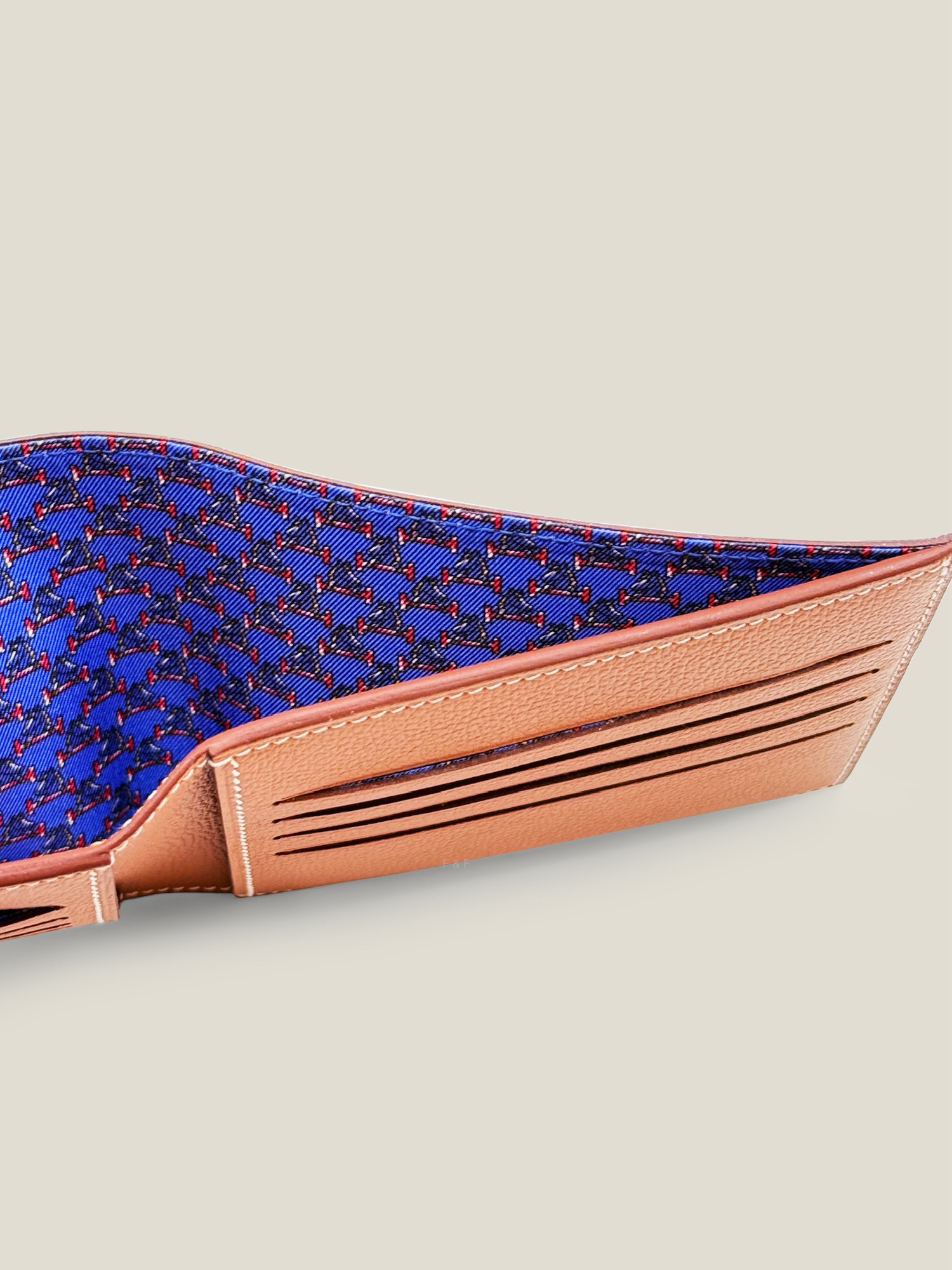 Citizen Twill Compact Card Holder - Image 3