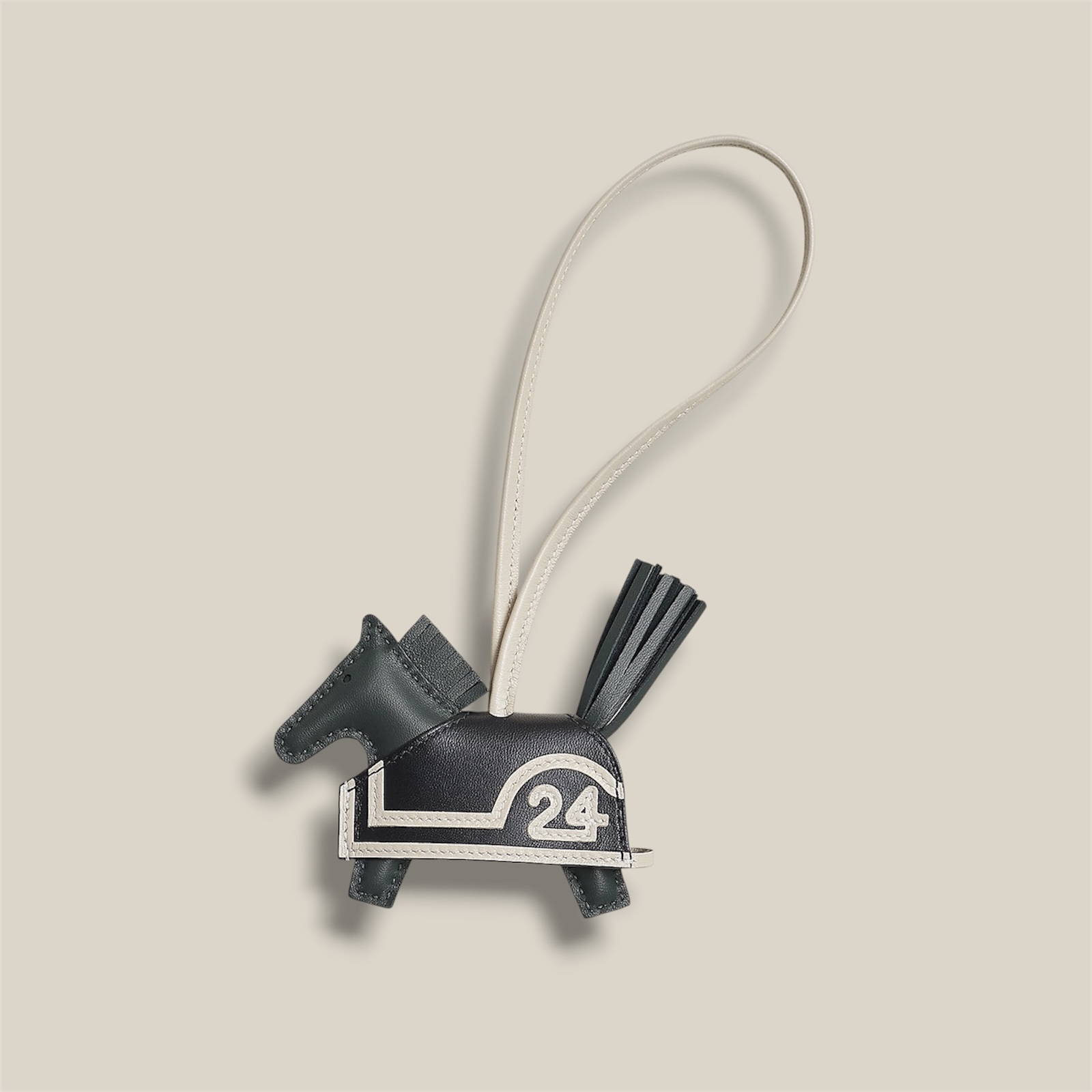 Rodeo Robeo 24 PM Charm