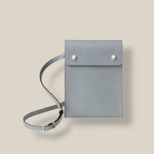 Hermèsnap Vertical To Go pouch